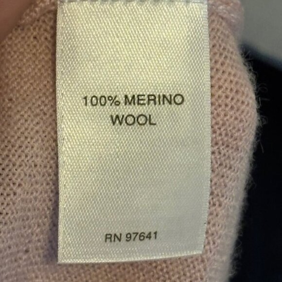J. Jill Sweater Women's Size Medium Merino Wool Pink - Picture 4 of 4